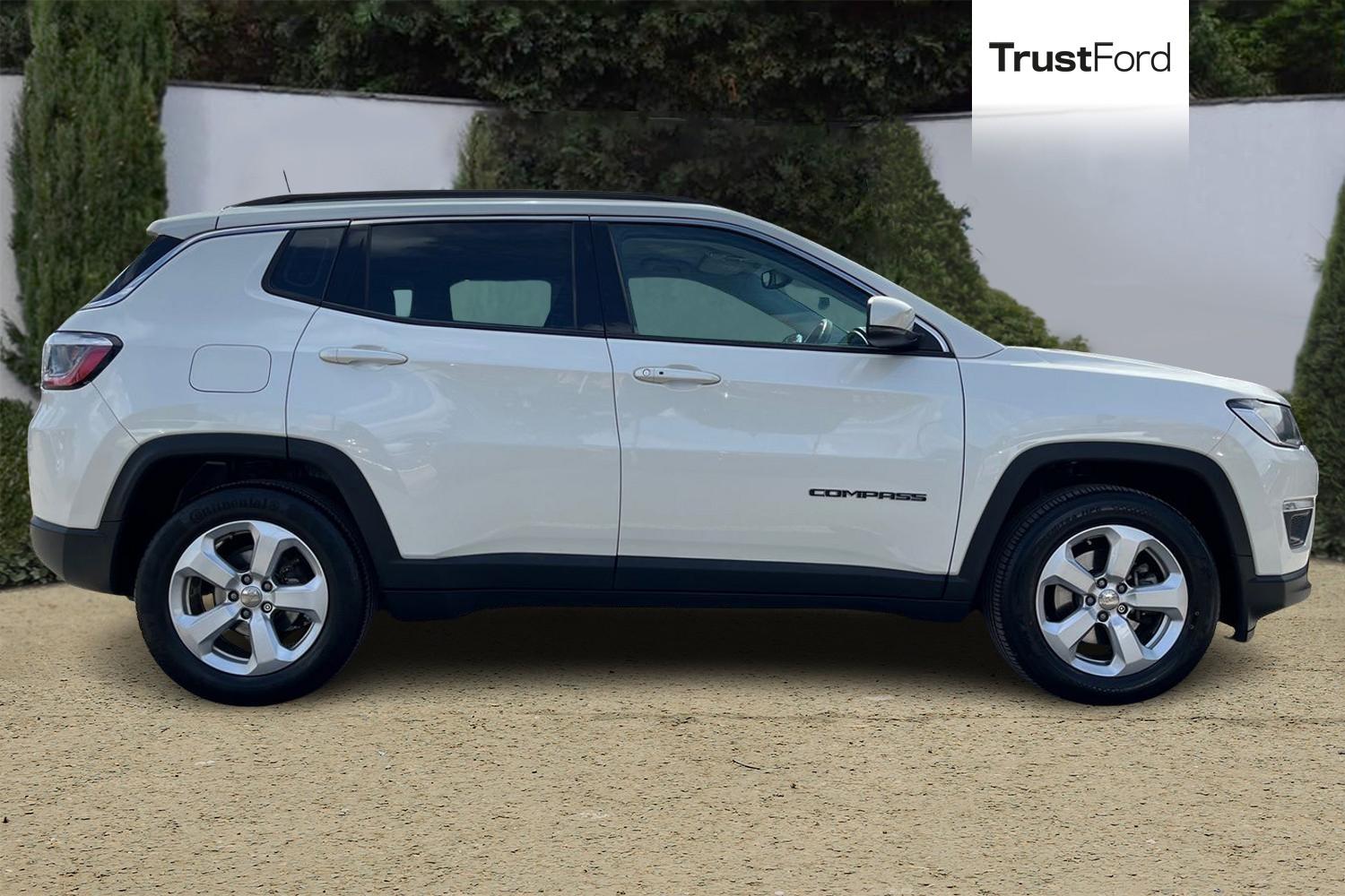 Jeep Compass Photo 2
