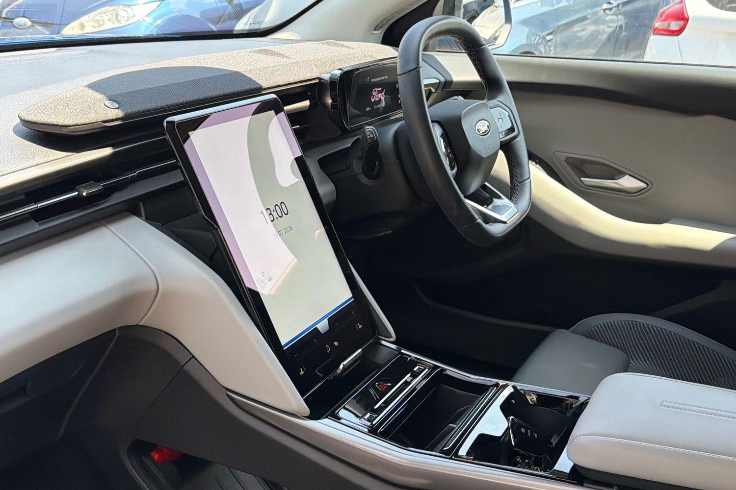 Ford Explorer Photo 17
