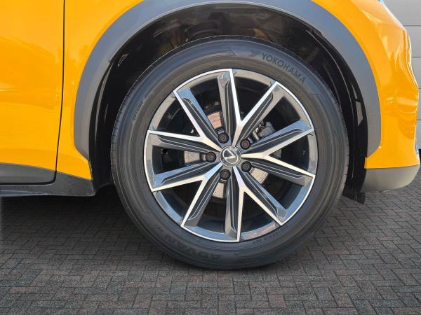 Lexus LBX Photo autoimg-e6ef77ccb469f050e0da67e211ae83717b04f52f.jpg