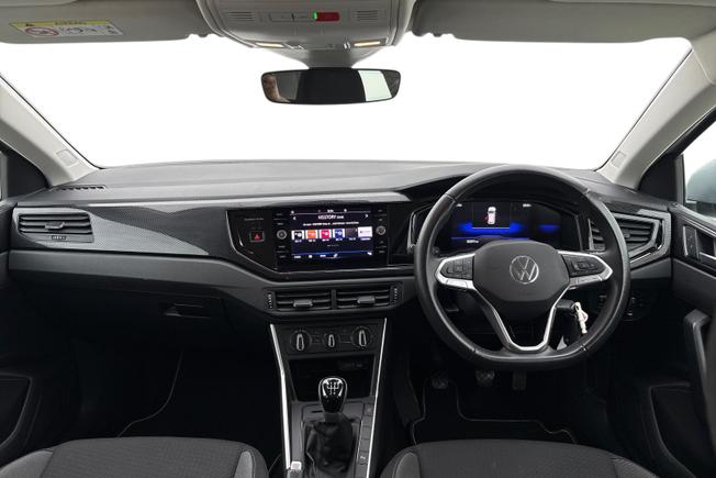 VOLKSWAGEN Polo Photo 10
