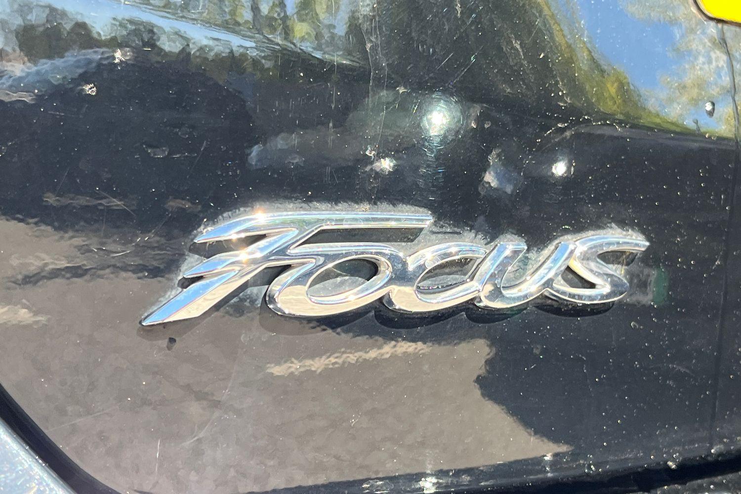 Ford FOCUS Photo 25