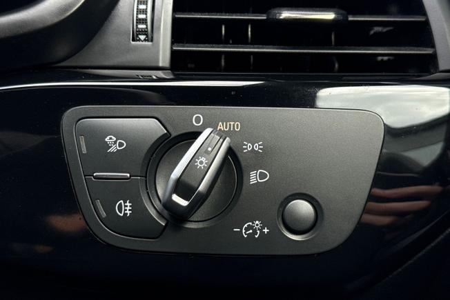 AUDI A4 Avant Photo 40