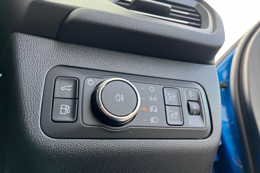 Ford Kuga Photo autoimg-e6fe984aa88aef786ff43d4a65a415800e32def1.jpg