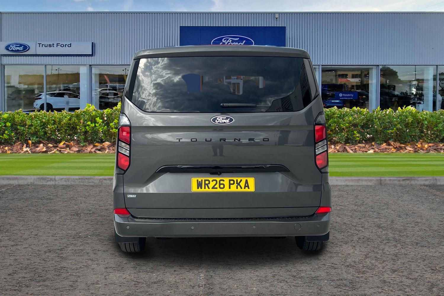 Ford TOURNEO CUSTOM Photo 12