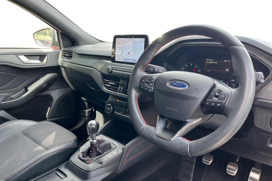Ford Focus Photo autoimg-e70b899b237d7761a5f17781094a8a1ce82f7d1c.jpg