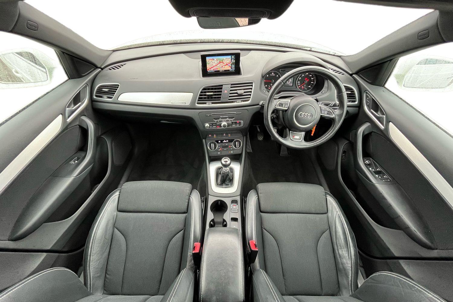 Audi Q3 Photo 9