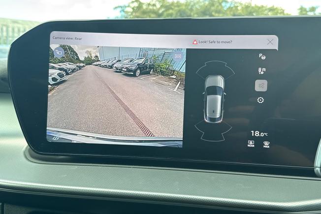 AUDI Q3 Photo 39