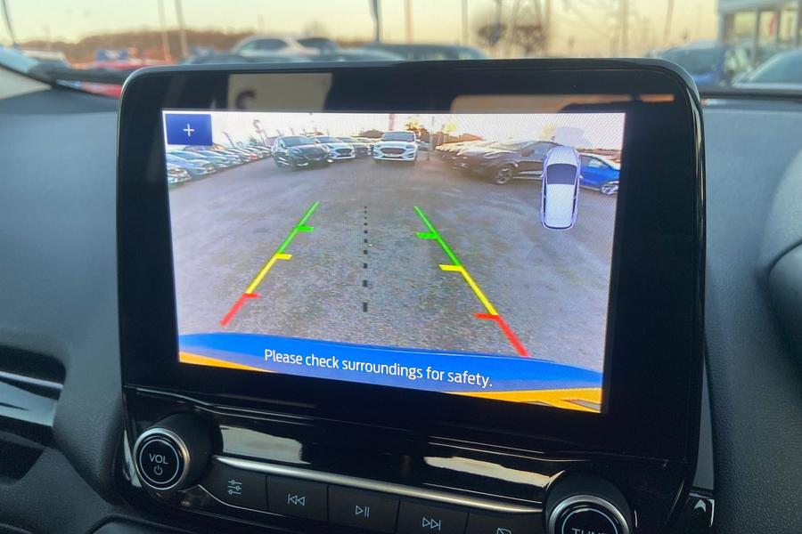 Ford EcoSport Photo autoimg-e7125edea1cd32f95ba2f2a8cc78f680a9f02e6e.jpg