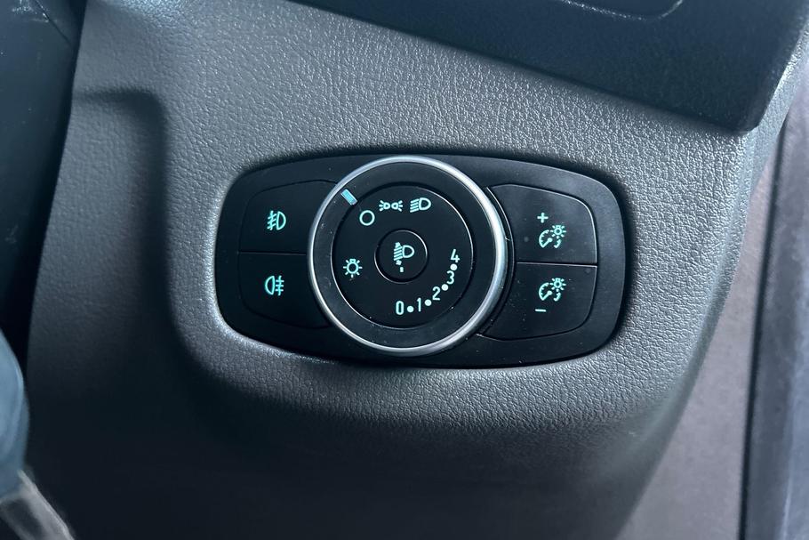 Used Ford TRANSIT CONNECT 35