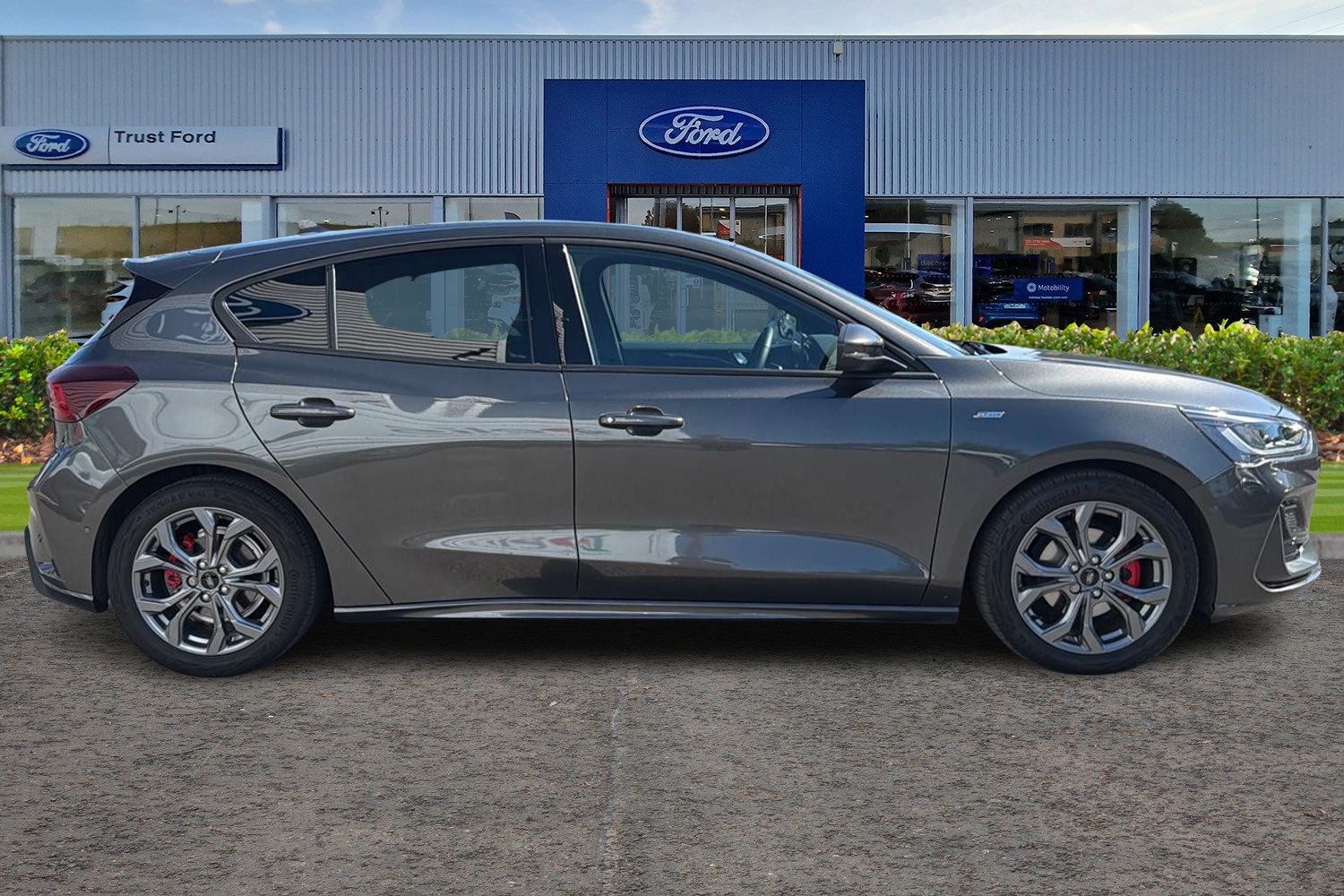 Ford FOCUS Photo 2