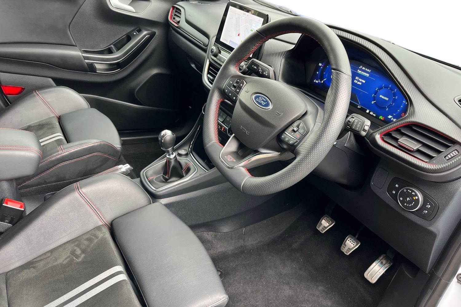 Ford PUMA Photo 8