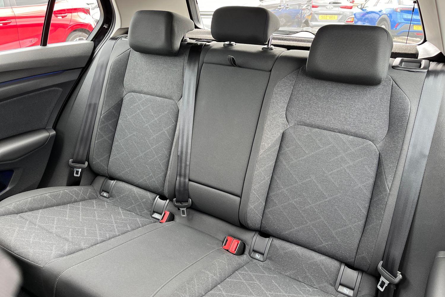 Volkswagen Golf Photo 19