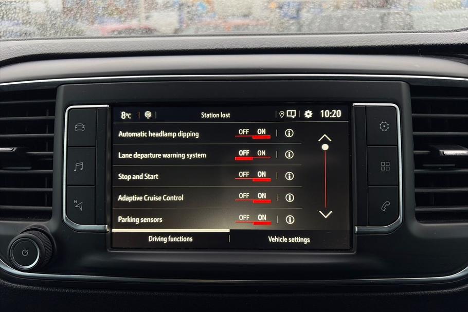 Used Vauxhall Vivaro FL22PCU 24