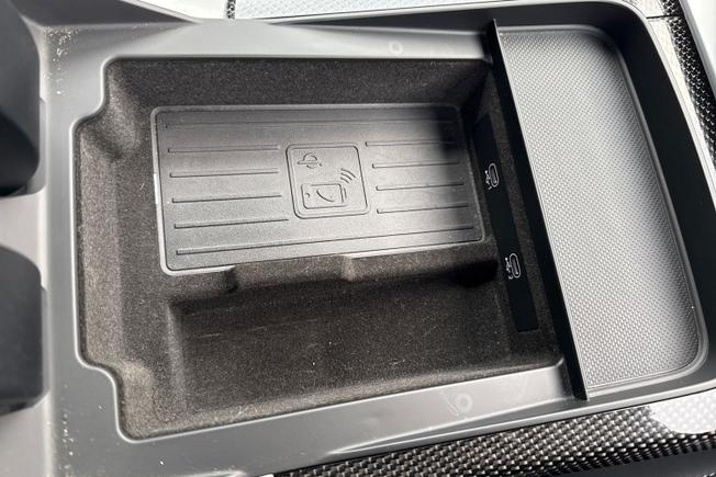 Audi SQ8 Photo 52