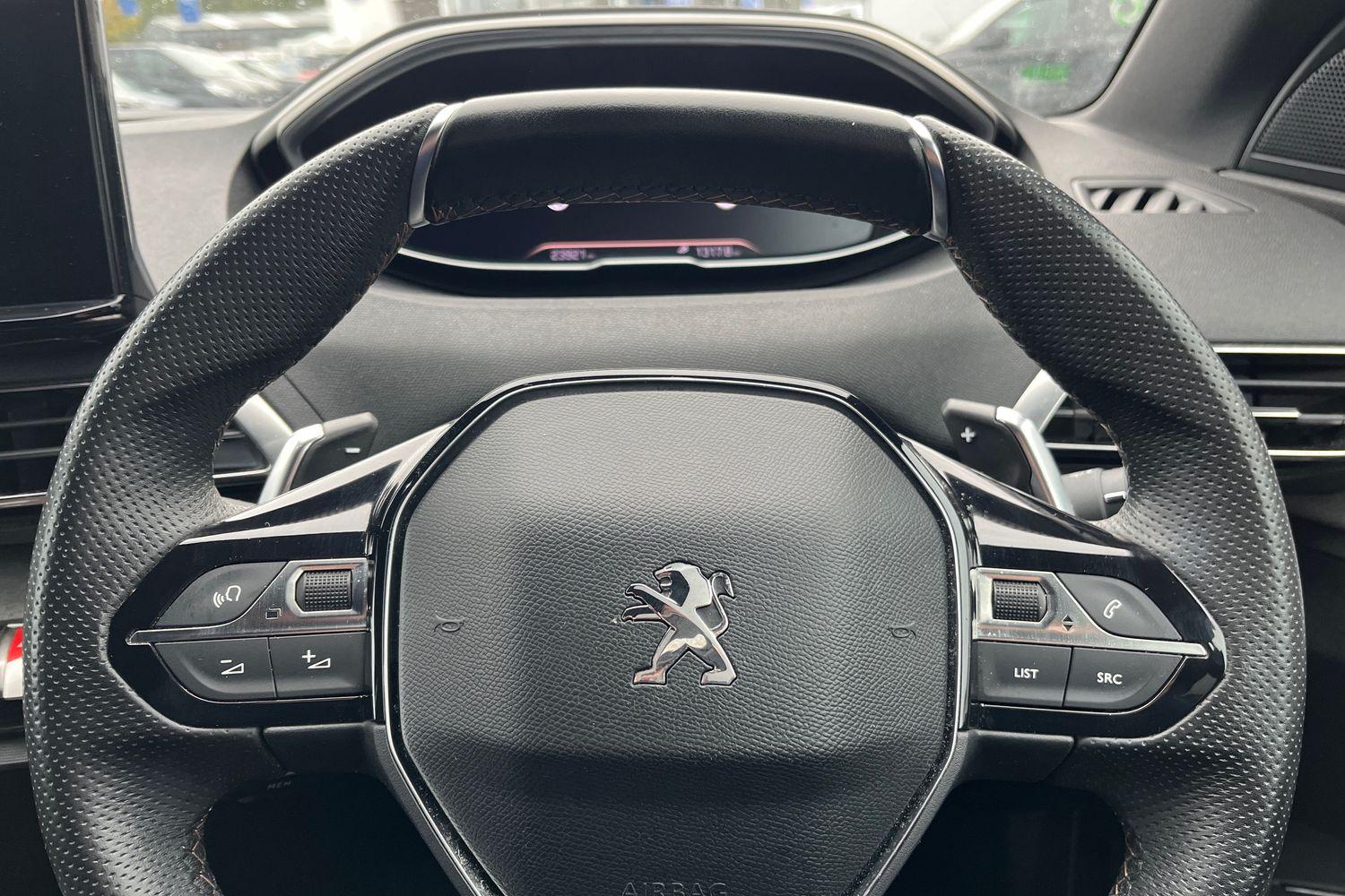 Peugeot 5008 Photo 11