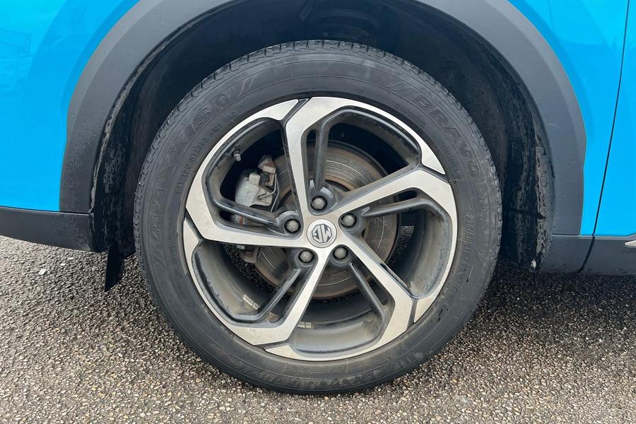 MG Motor UK HS Photo autoimg-e722fa5ccd35a31ea8699df01ede1da5577966ef.jpg