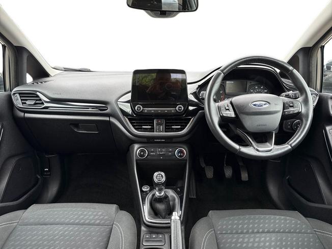 FORD Fiesta Photo 10