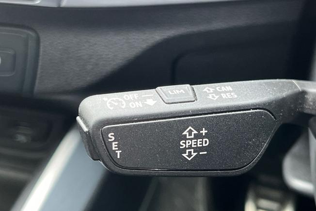 Audi Q2 Photo 26