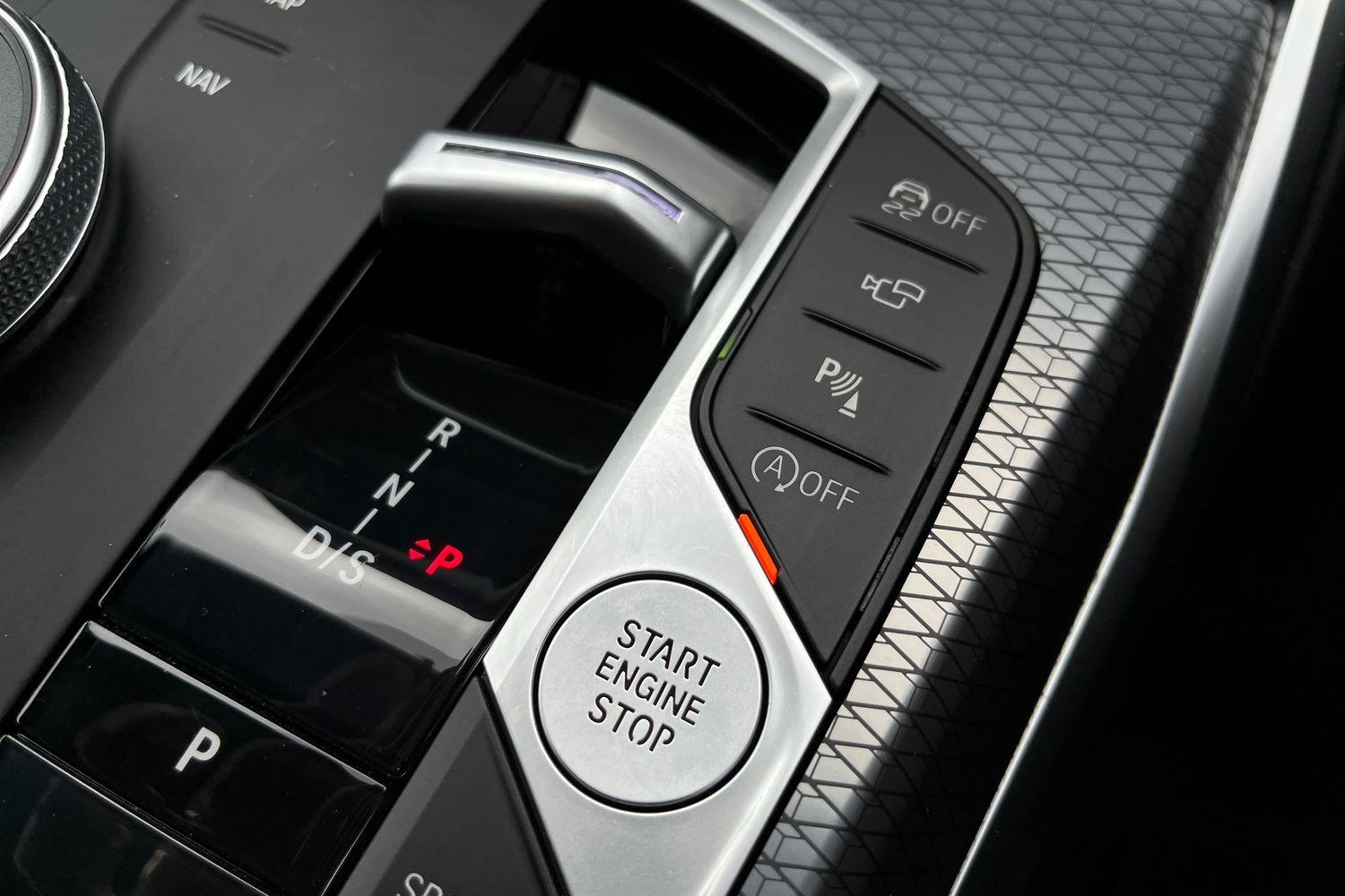 BMW 3 Series Photo 32
