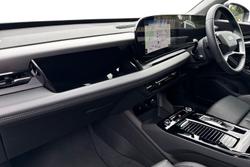 Audi Q6 e-tron Photo 2