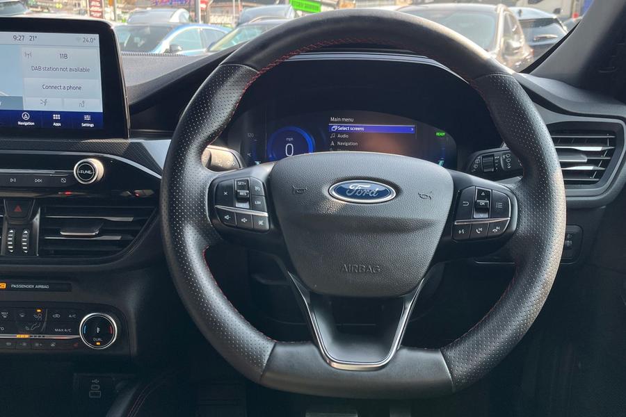 Ford Kuga Photo autoimg-e7412628feb652e4dc6c31b54dd5328d4fbfec02.jpg