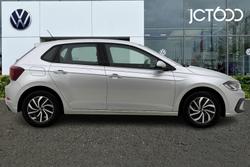 VOLKSWAGEN Polo Photo 4