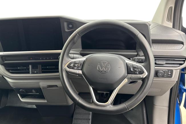VOLKSWAGEN e-Transporter Photo 11