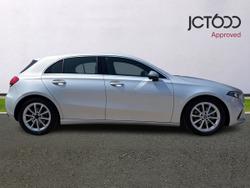 MERCEDES-BENZ A Class Photo 4