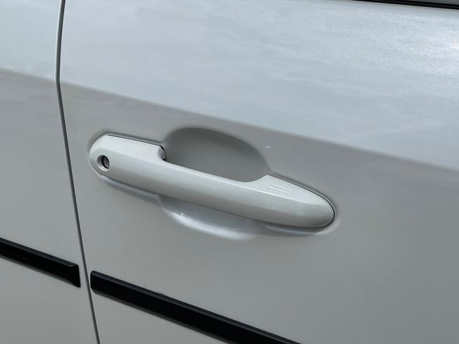 TOYOTA Rav4 Photo 24