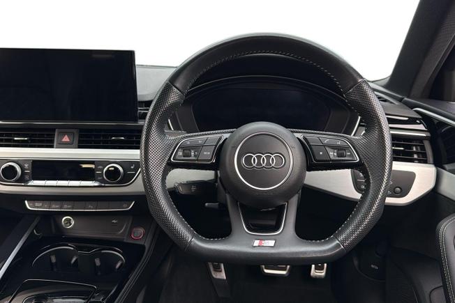 AUDI S4 Photo 11
