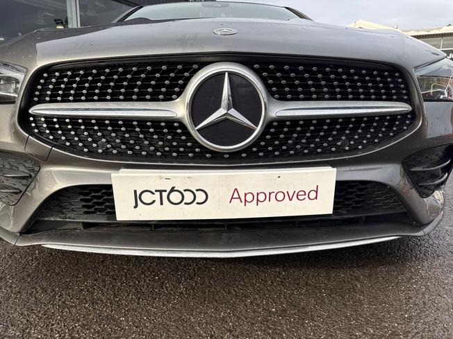 MERCEDES-BENZ CLA Photo 24