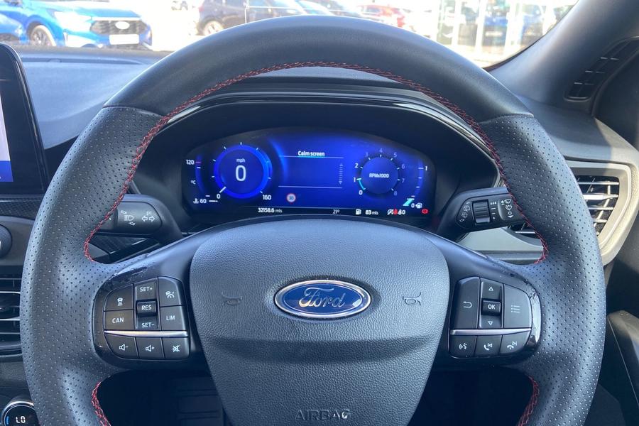 Ford FOCUS Photo autoimg-e750463947a28947a4d658d1d38f119926850699.jpg