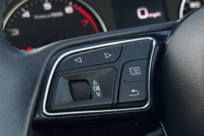 AUDI Q2 Photo 16