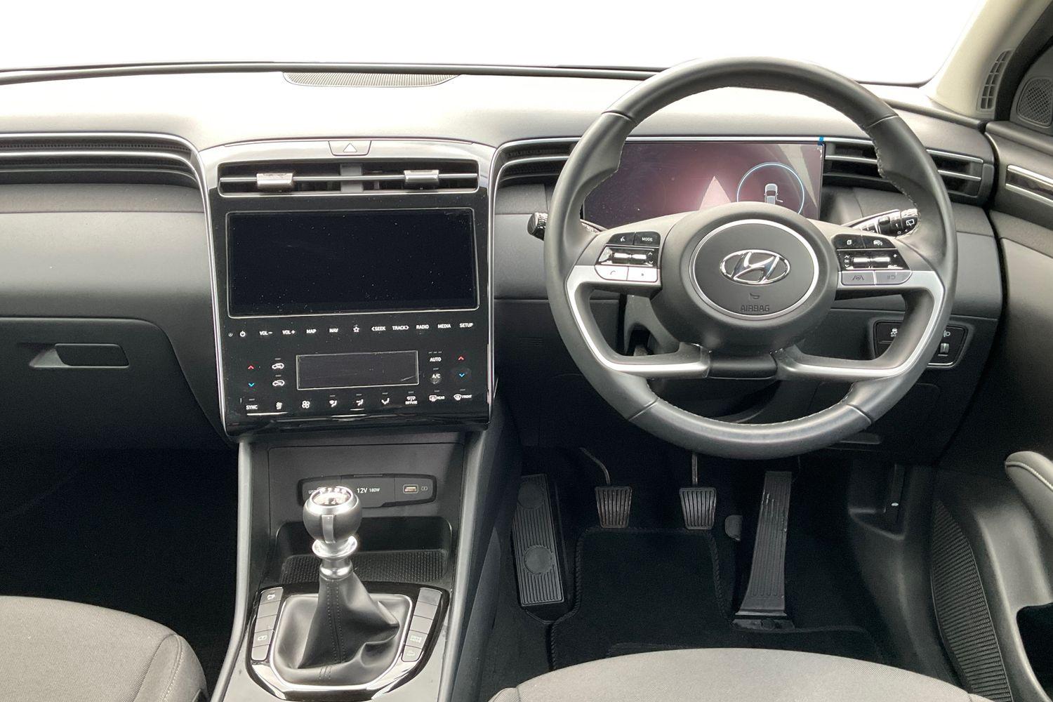 Hyundai TUCSON Photo 10
