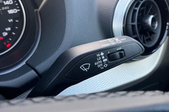 Audi Q2 Photo 32