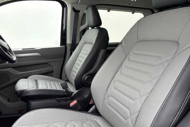 BMW Transporter Shuttle Photo 31