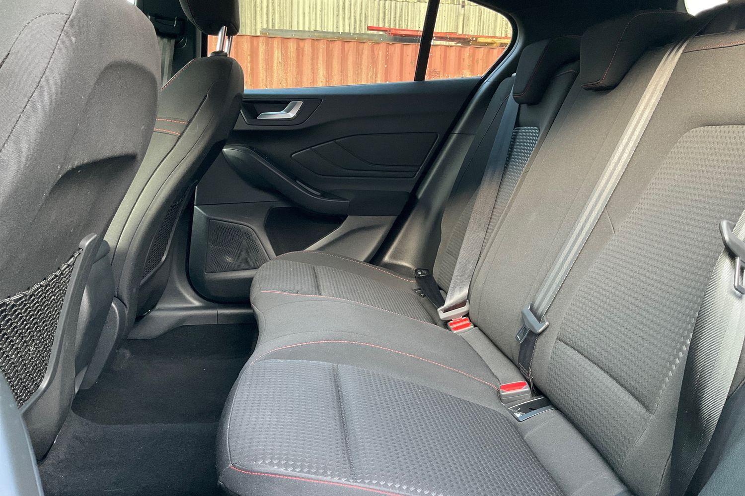 Ford Focus Photo 19