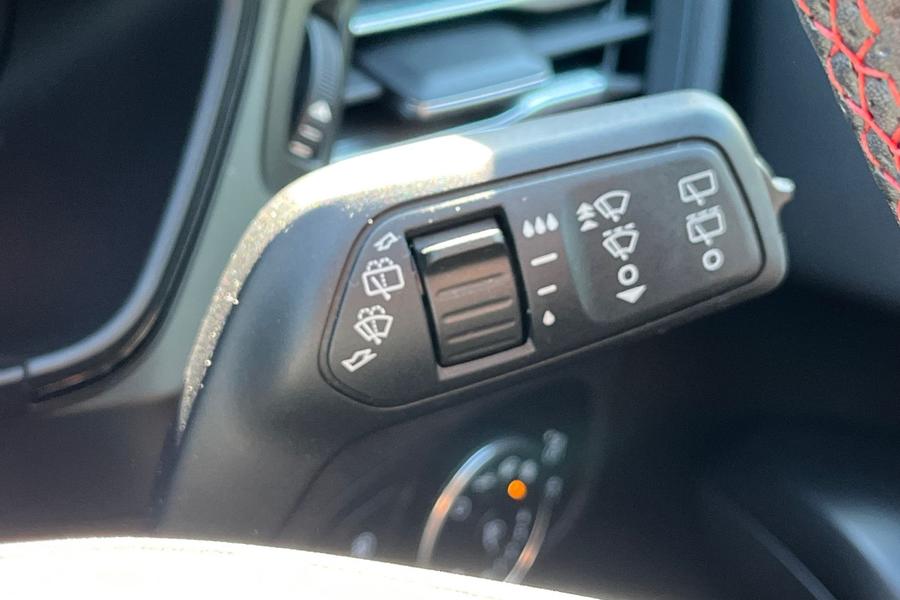Ford FOCUS Photo autoimg-e75cb082f5078e4e4322f158393be53459355729.jpg