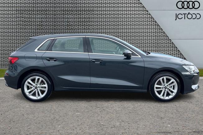 AUDI A3 Sportback Photo 4