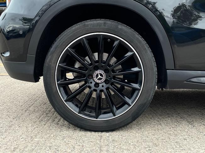 MERCEDES-BENZ GLA Photo 5