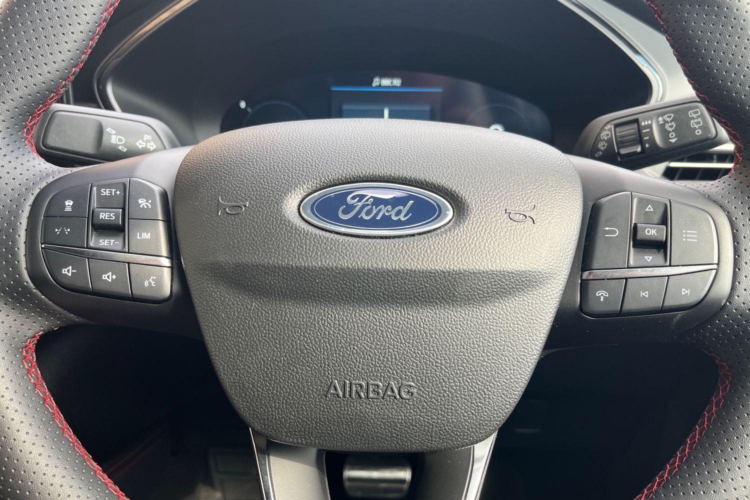 Ford KUGA Photo 11