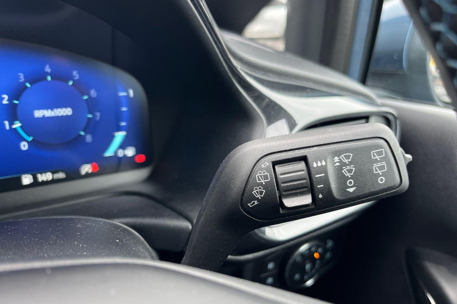 Ford FIESTA Photo 14