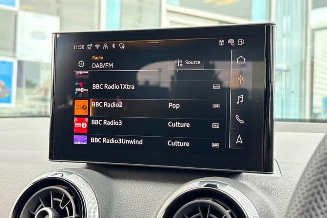 Audi Q2 Photo 35