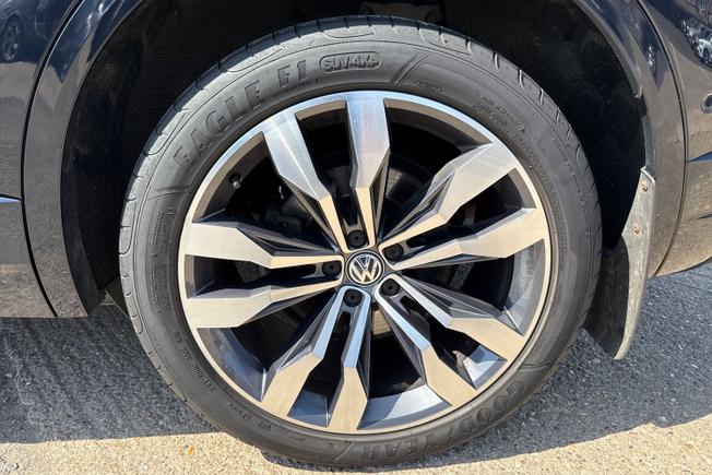 VOLKSWAGEN Touareg Photo 33