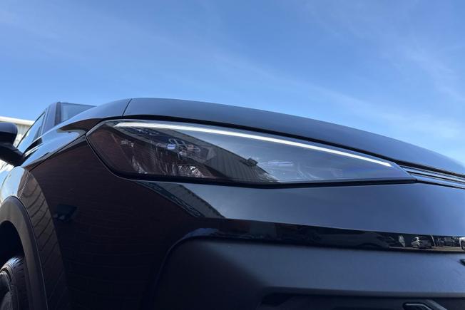 VOLKSWAGEN T-Roc Photo 19