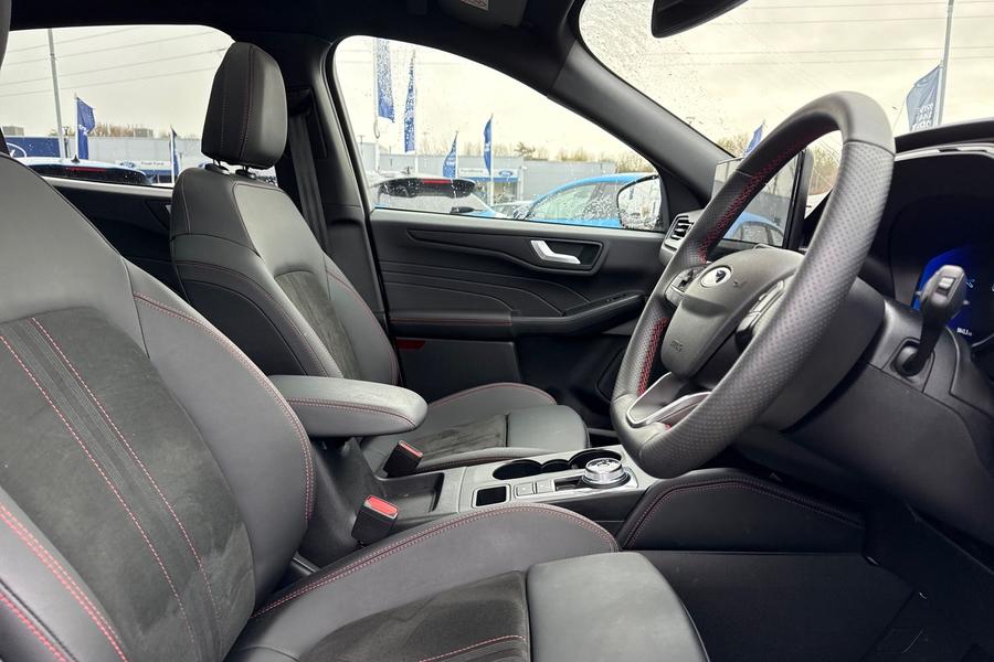 Ford KUGA Photo autoimg-e77d927d0bcb08aa76ca1170256f4a723a8c3ec2.jpg