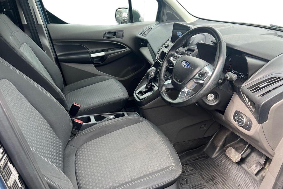 Used FORD TRANSIT CONNECT HR19NKT 13