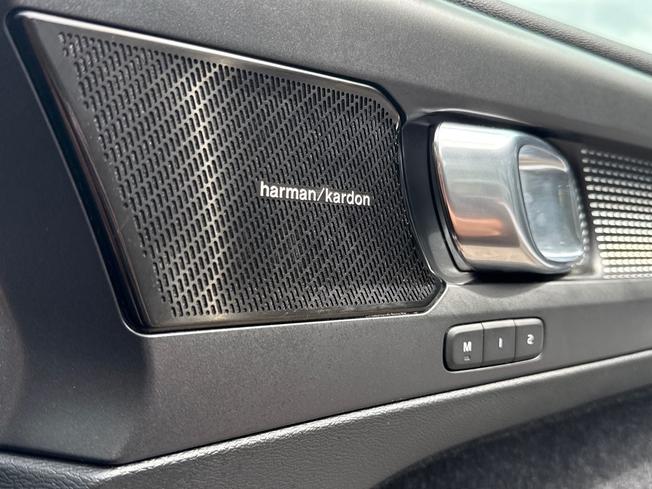 VOLVO Xc40 Photo 50