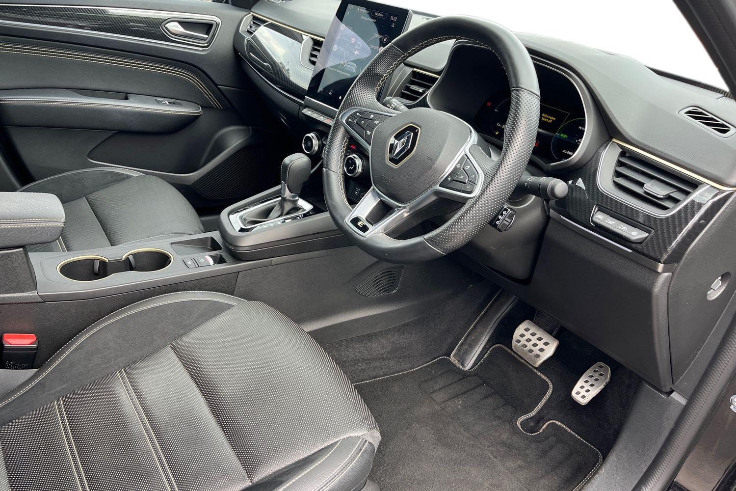 Renault Arkana Photo 8