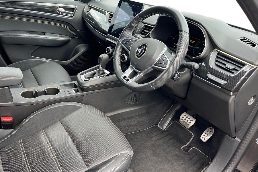 Renault Arkana Photo autoimg-e77f78213b7e66352838d3d9ff20673ad2212ed8.jpg